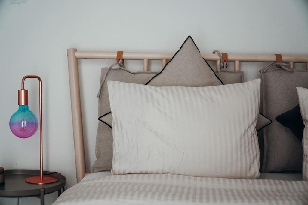 Charming Apartment In Keramikos Athens Ngoại thất bức ảnh
